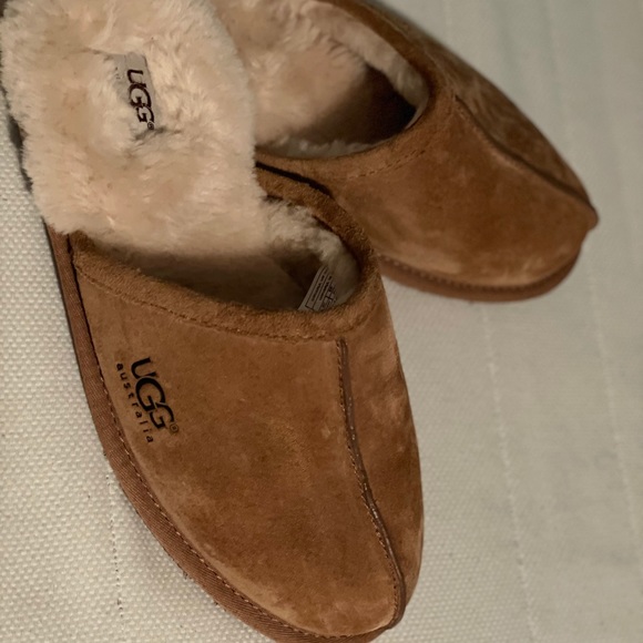 Brand new ugg Australia slippers main image 4